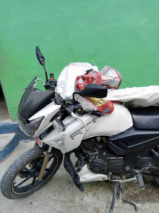 2016 TVS Apache RTR 180 2V