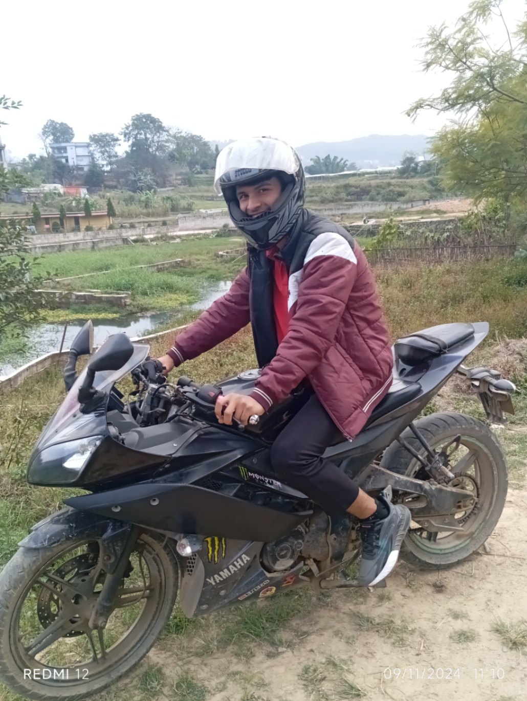 2009 Yamaha R15 V2